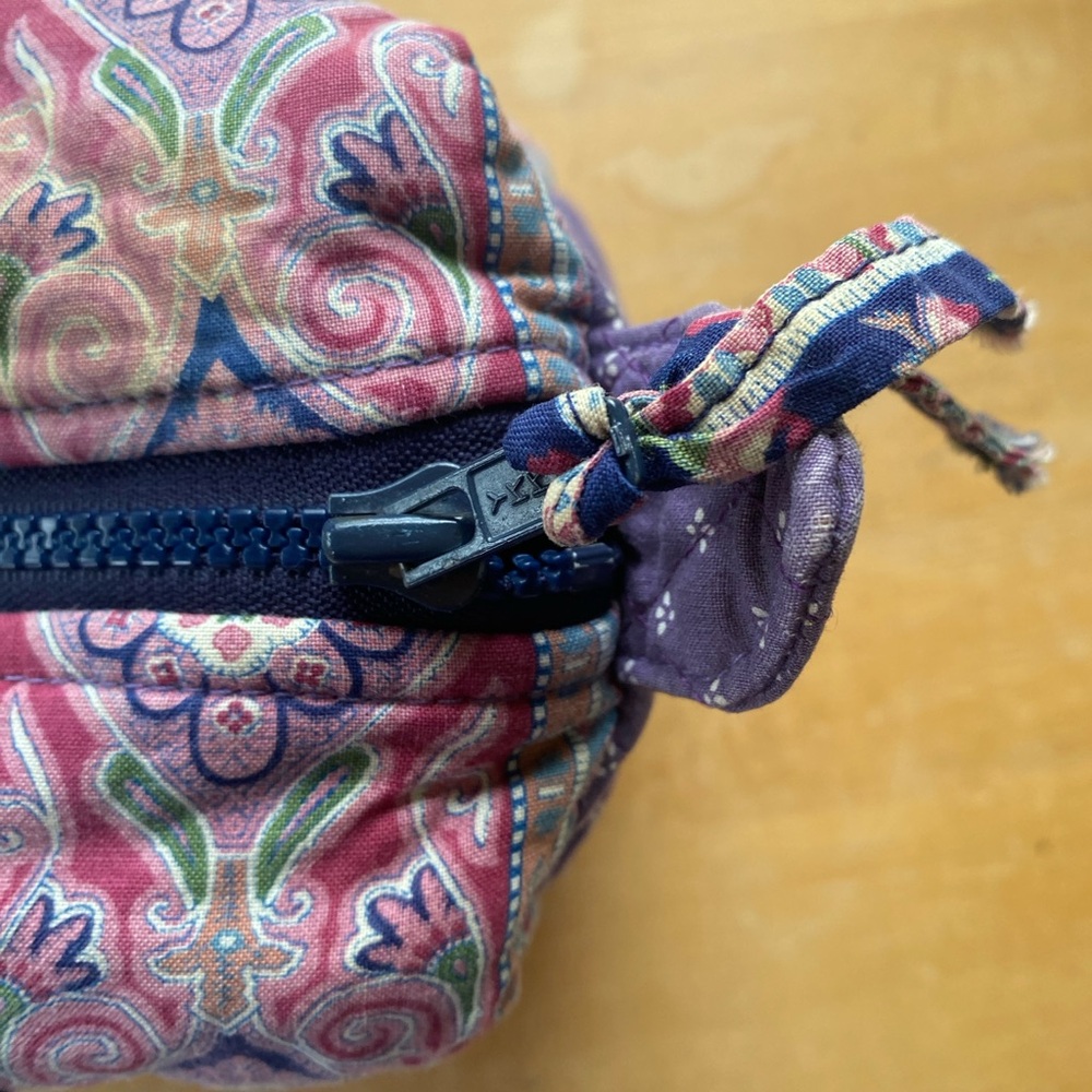 Vera Bradley original 80’s Purple Quilted Paisley Shoulder Bag - Picture 6 of 8